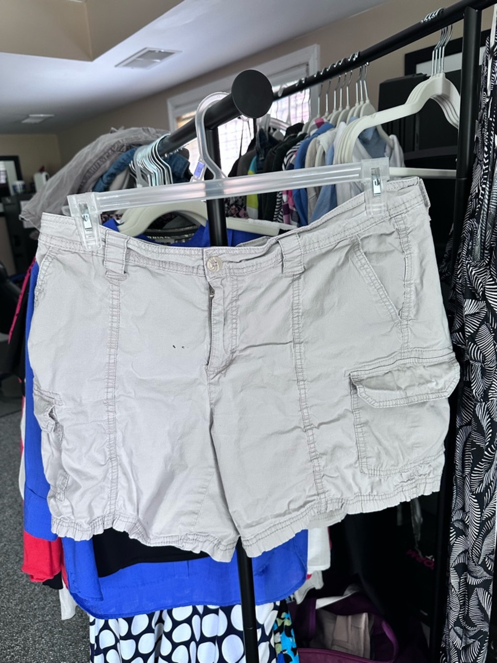 St John’s Bay Casual Cargo Women’s Shorts - Cream Colored